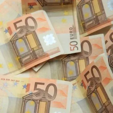 Home 6375fa33e4e30euro50